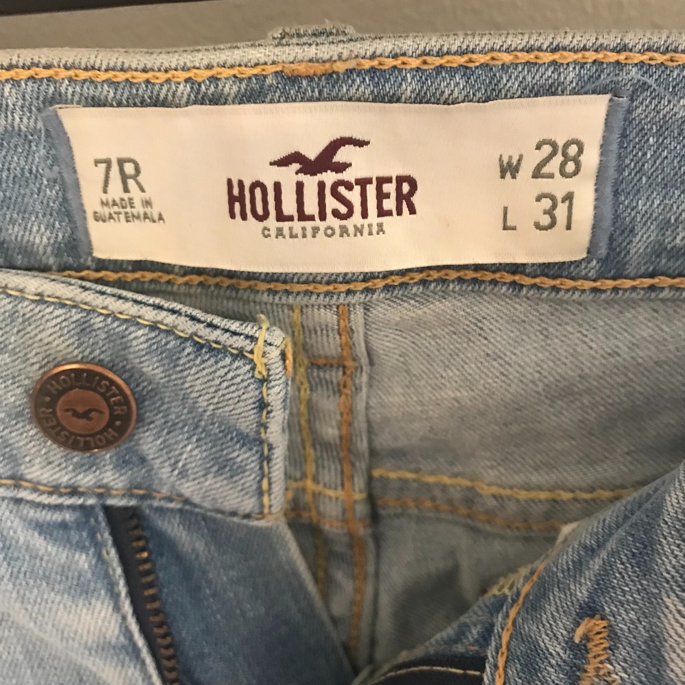 Light Wash Skinny Jeans